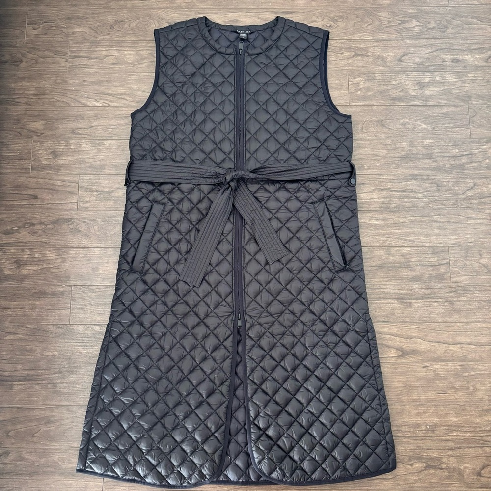 Athleta Whisper Featherless Long quilted Vest  Spring / Fall (L)